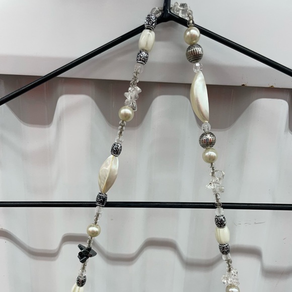 Mary Frances Lace Purse - Picture 3 of 11